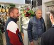 Daniele De Rossi, în vizită la sediul Mobexert din București, înaintea partidei amicale Rapid - Genoa. Diana și Dan Șucu au primit delegația italienilor. Foto: Andrei Furnigă, GSP