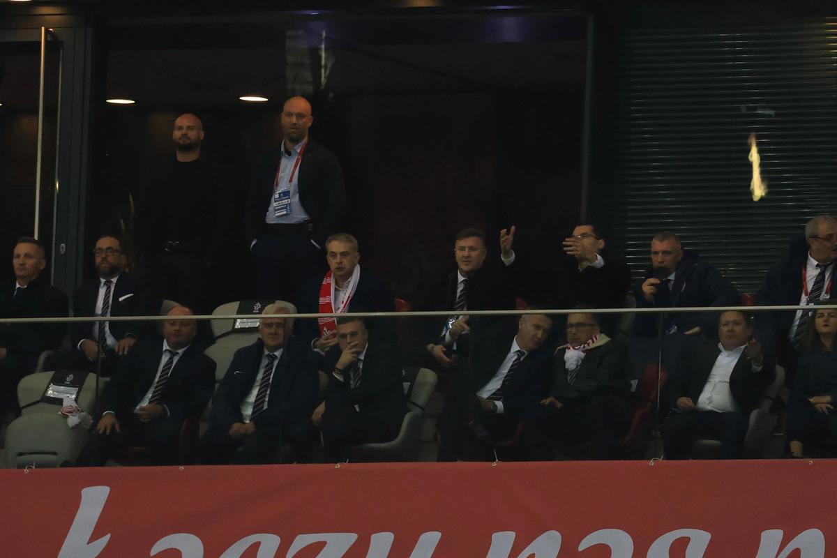 Loja României, cu Răzvan Burleanu, la meciul din Polonia