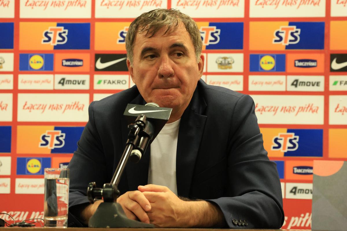 Claudiu Niculescu îi cere explicații lui Hagi pentru un jucător: „Mă pun în pielea lui”