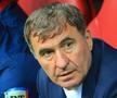 Gheorghe Hagi, împietrit pe bancă la 0-6 cu Polonia. Dar nu e el singurul vinovat, foto: Ionuț Iordache (GSP.ro)