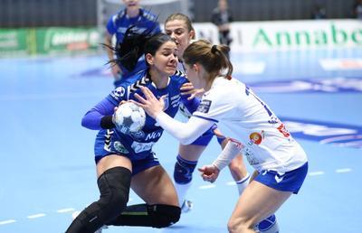 SCM RM. VÂLCEA - BUDUCNOST 20-21 // Samara da Silva a fost principalul om de gol cu Buducnost: „Trebuie să nu plecăm capul!”