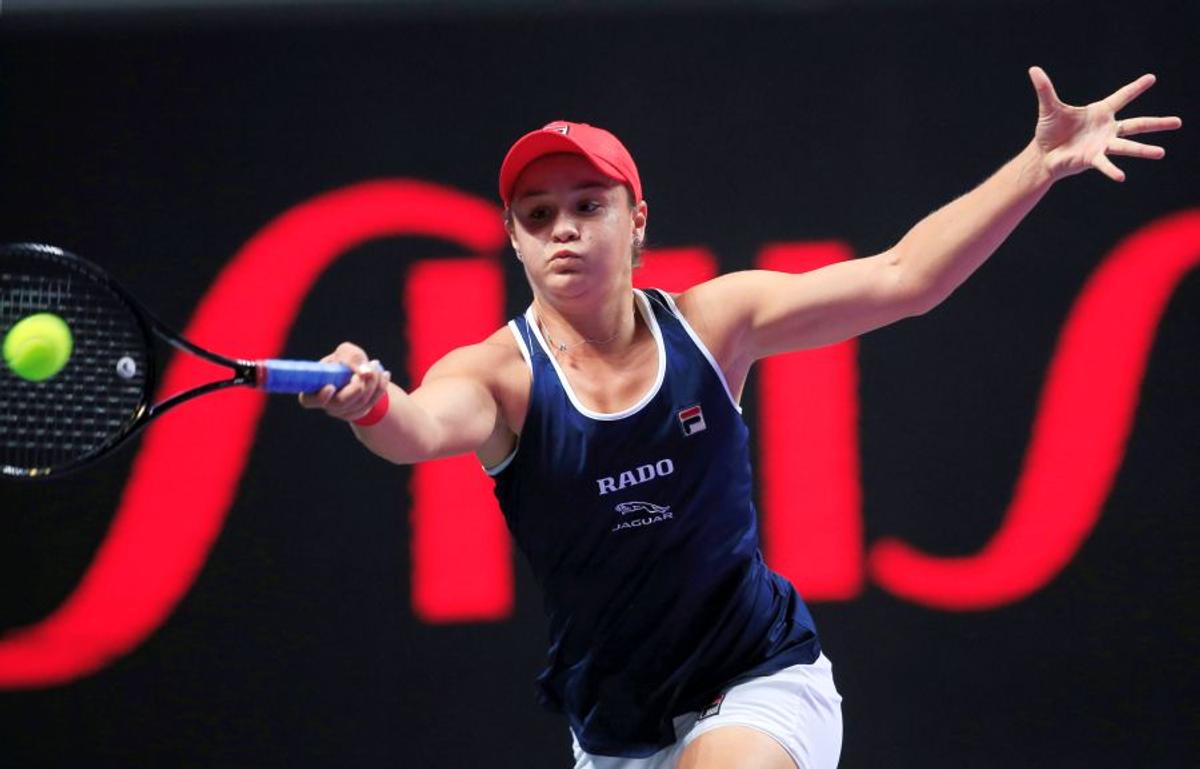 WTA FINALS SHENZEN // VIDEO + FOTO » S-a stabilit finala Turneului Campioanelor » Ashleigh Barty - Elina Svitolina se duelează duminică pentru trofeu