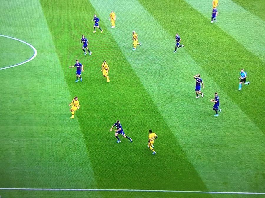 LEVANTE - BARCELONA 3-1 // FOTO Unde e VAR-ul? Barcelona a primit în mod eronat un penalty, faza fiind precedată de un ofsaid evident!