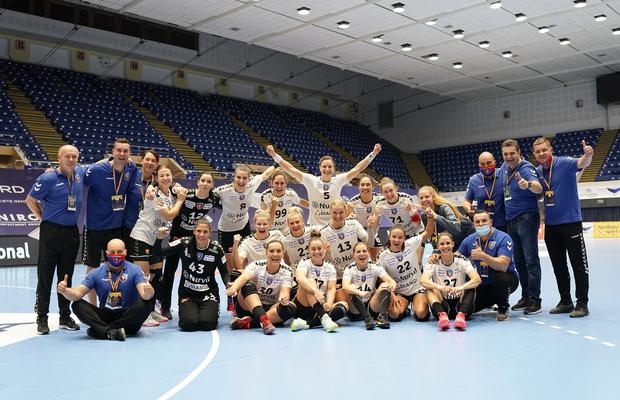 Care e echipa mai bună: SCM Rm. Vâlcea sau Minaur Baia Mare?
