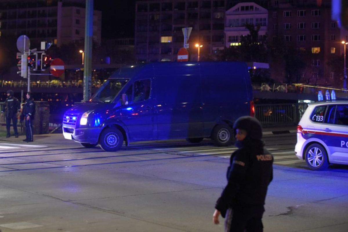 Atac terorist Viena