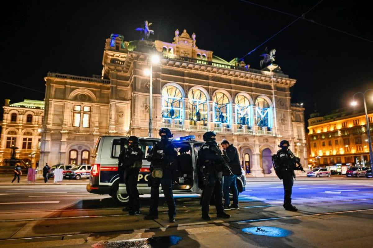 Atac terorist Viena