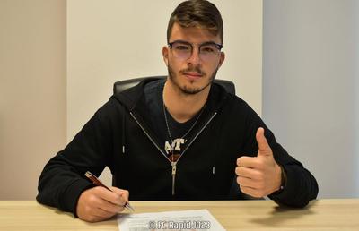 Andrei Lobonţ a semnat primul său contract de profesionist » Ce echipă din Liga 1 a ales fiul lui „Lobby”