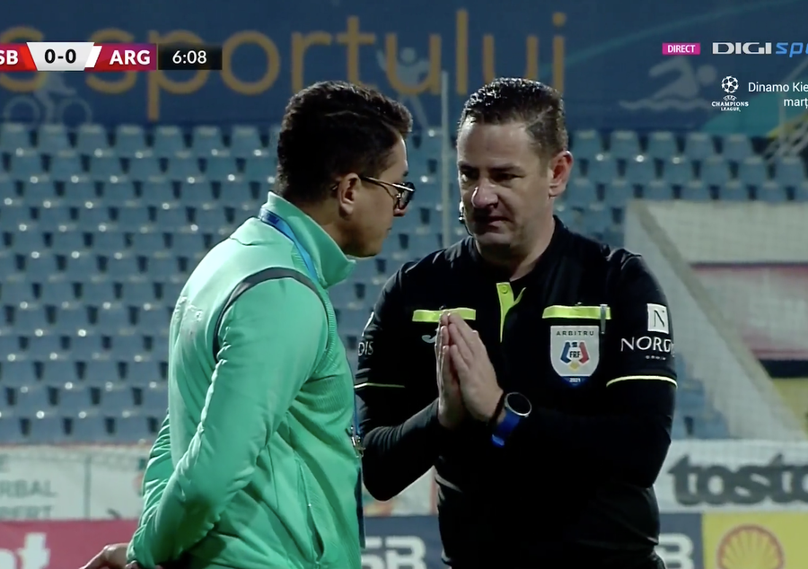 Antonie îl imploră pe Prepeliță să se liniștească Arbitrajul în vremea lui Toni Prăjitură