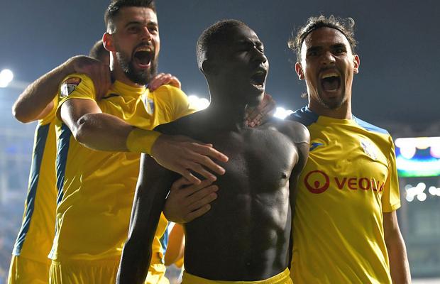 Sory Diarra, golgeter la Petrolul, își spune povestea dramatică: „Mi-am pierdut ambii părinți, dar fratele meu a făcut totul ca eu să devin fotbalist”