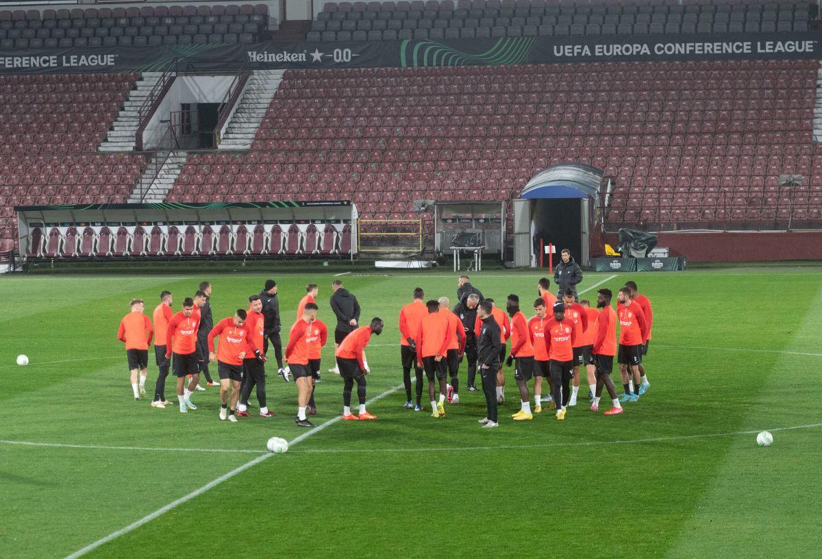 FOTO Antrenament CFR Cluj înaintea meciului decisiv pentru primăvara europeană