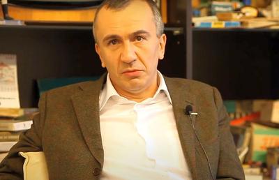 Mihai Ghyka, profesor la Facultatea de Jurnalism, Universitatea București: „Au ajuns să decapiteze cel mai frumos ziar de sport din România în numele subjugării față de banul publicitarului”
