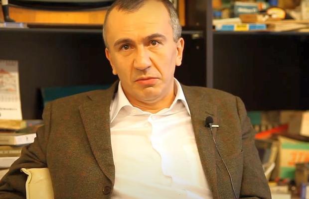 Mihai Ghyka, profesor la Facultatea de Jurnalism, Universitatea București: „Au ajuns să decapiteze cel mai frumos ziar de sport din România în numele subjugării față de banul publicitarului”