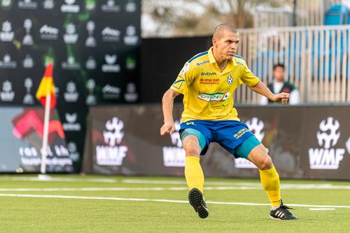 România, cu Alex Bourceanu (38 de ani) pe teren, a câștigat cu Emiratele Arabe Unite, scor 2-0, în sferturile Campionatului Mondial de minifotbal.