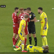 Eliminarea lui Kallaku din Sepsi - Petrolul, foto: captură Prima Sport