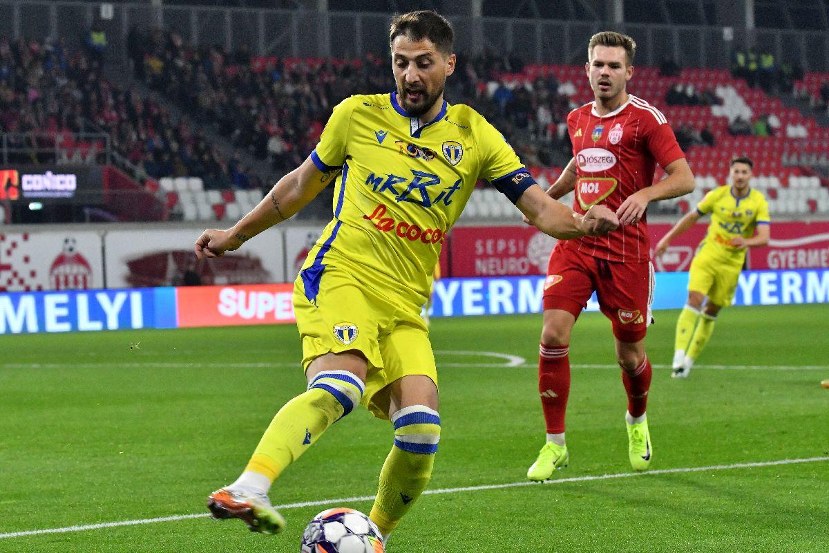Sepsi - Petrolul, meci cu desfășurare inimaginabilă în Superligă »„Lupii” milostivi și-au iertat prada: gazdele au dat lovitura în minutul 89, jucând cu 2 fotbaliști mai puțin