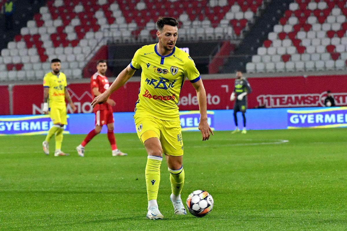 Florin Stîngă și-a „turnat cenușă în cap”, după ce Petrolul a pierdut două puncte cu doi oameni în plus: „Doborâți mental”