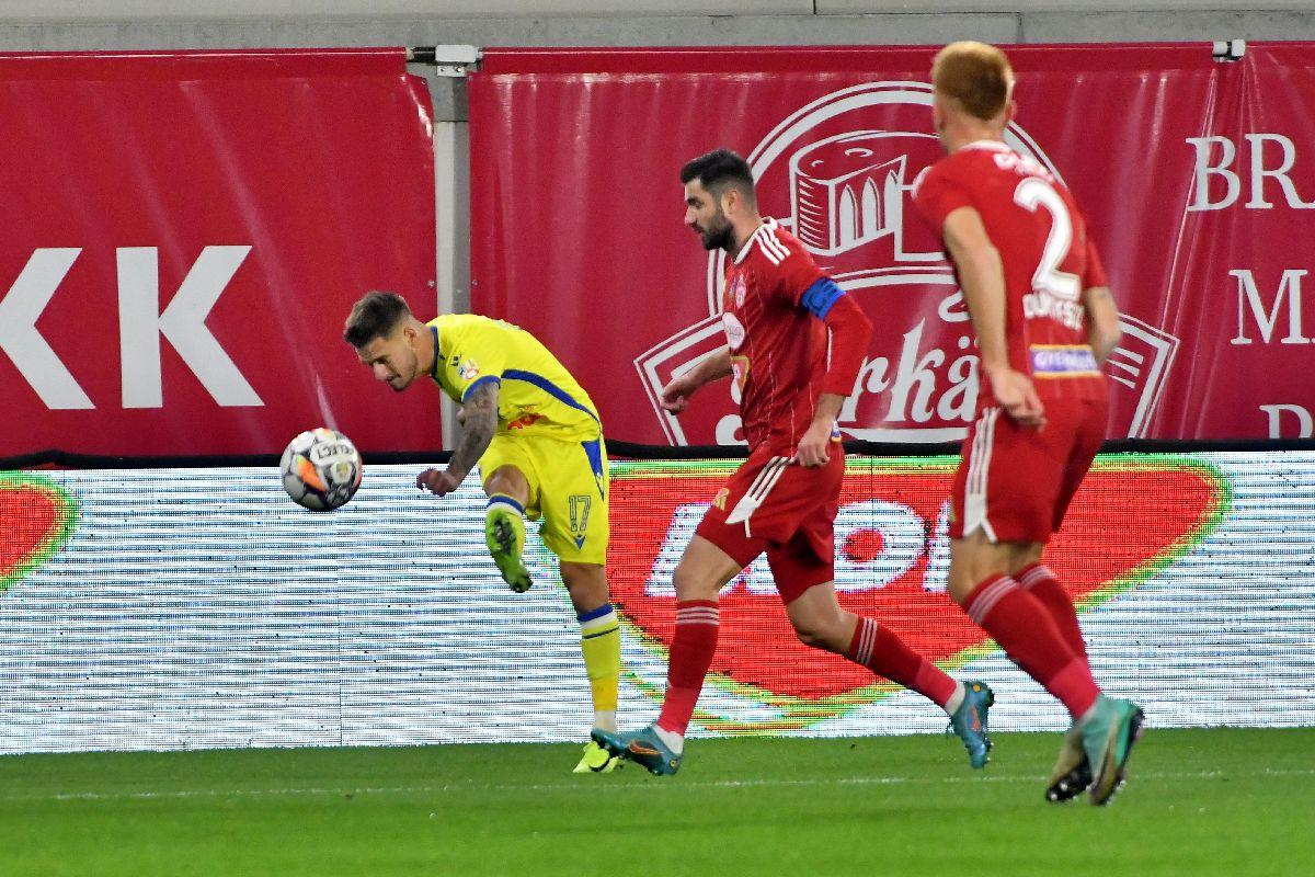 Florin Stîngă și-a „turnat cenușă în cap”, după ce Petrolul a pierdut două puncte cu doi oameni în plus: „Doborâți mental”