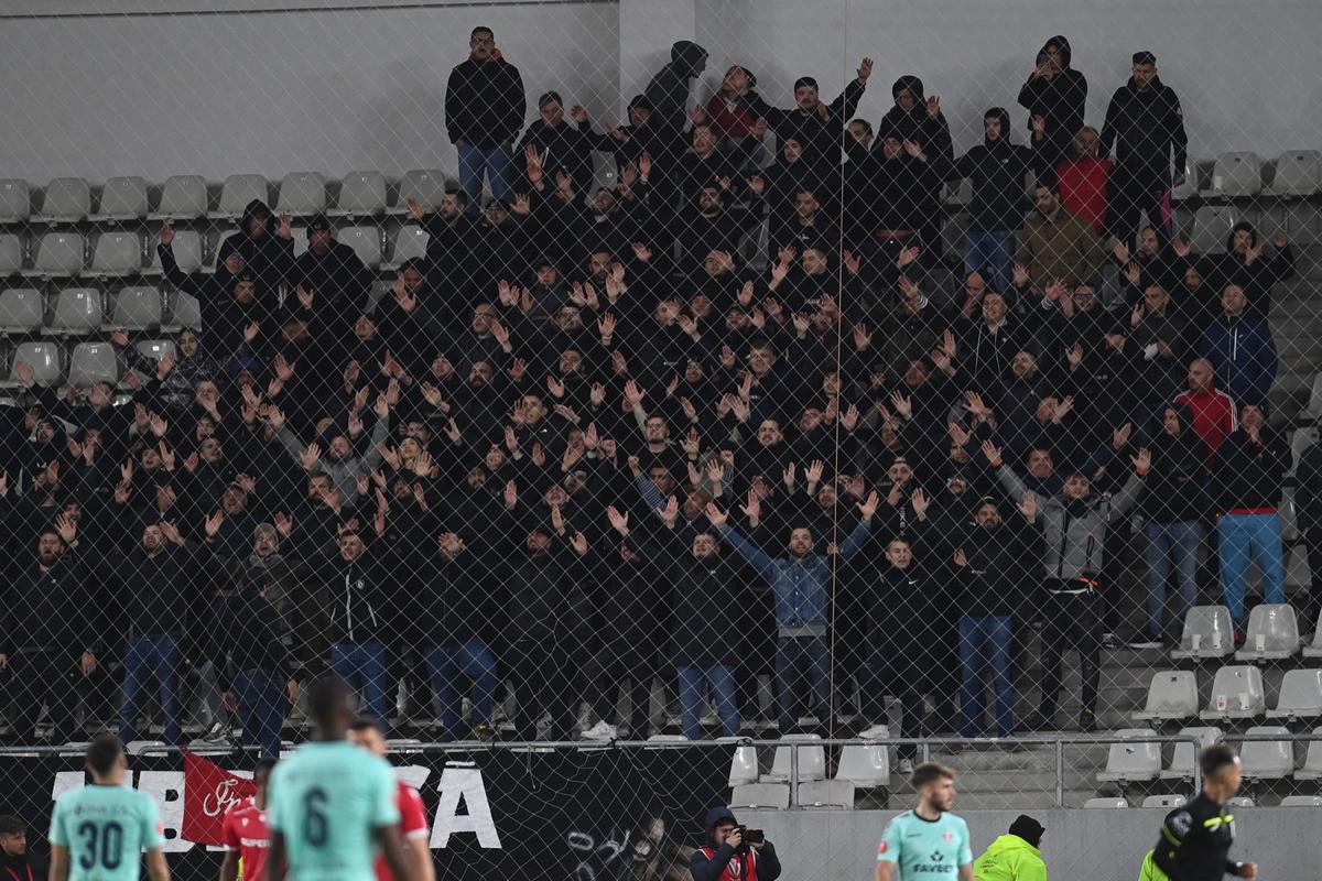Mircea Rednic, exploziv: „Dinamo NU arată de play-off!” + atacă arbitrajul: „A fost o nebuloasă! Ne-a ținut un «speech» la început”