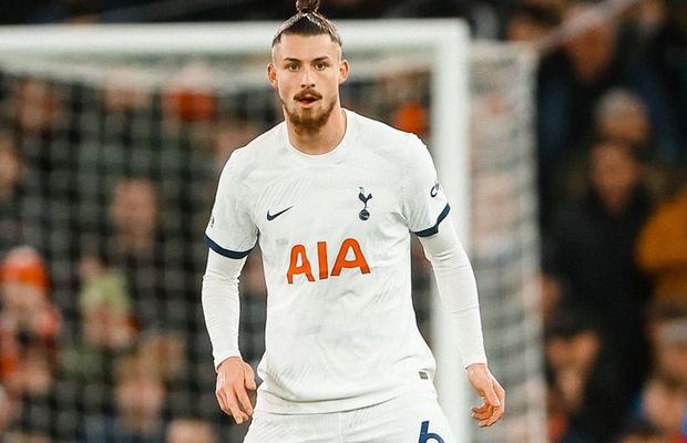 Tottenham - Aston Villa » Radu Drăgușin, anunțat titular în duelul cu Villa. Ce cote îți aduce duelul din Premier League