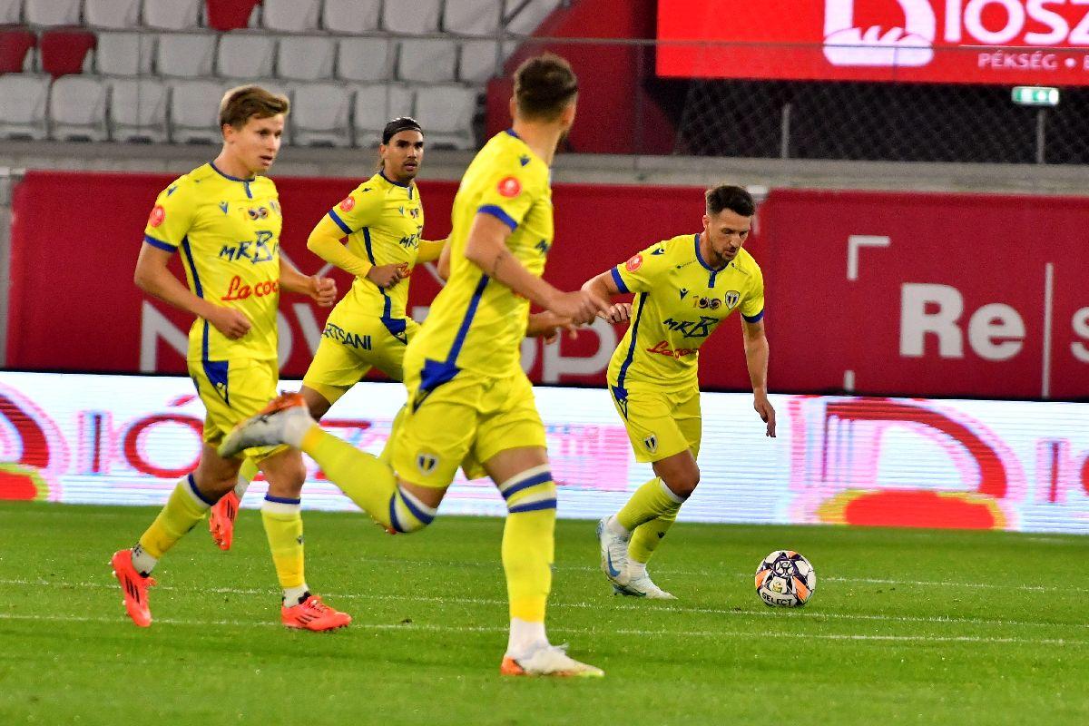 Sepsi - Petrolul, meci cu desfășurare inimaginabilă în Superligă »„Lupii” milostivi și-au iertat prada: gazdele au dat lovitura în minutul 89, jucând cu 2 fotbaliști mai puțin