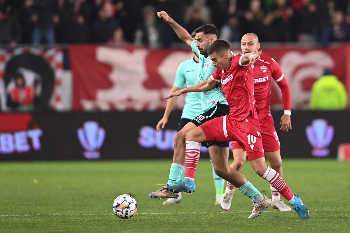 Mircea Rednic, exploziv: „Dinamo NU arată de play-off!” + atacă arbitrajul: „A fost o nebuloasă! Ne-a ținut un «speech» la început”