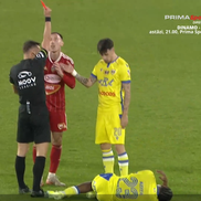 Eliminarea lui Kallaku din Sepsi - Petrolul, foto: captură Prima Sport
