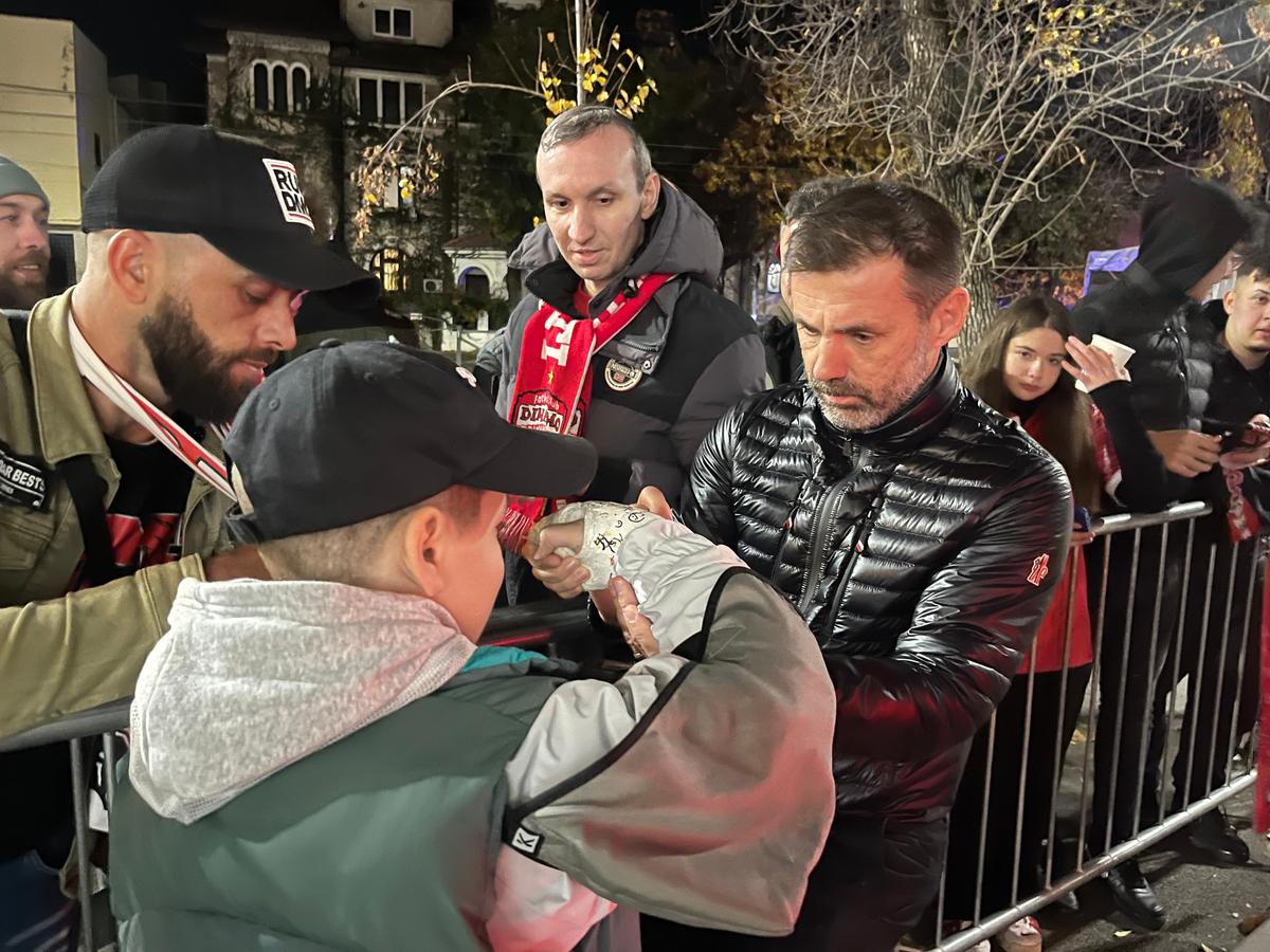 Poza cu care s-a lăudat Zeljko Kopic, la 5 minute după Dinamo - UTA Arad