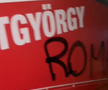 Autocarul celor de la Sepsi, vandalizat de ultrașii din Craiova! Ce au scris pe vehicul + Comunicatul covăsnenilor