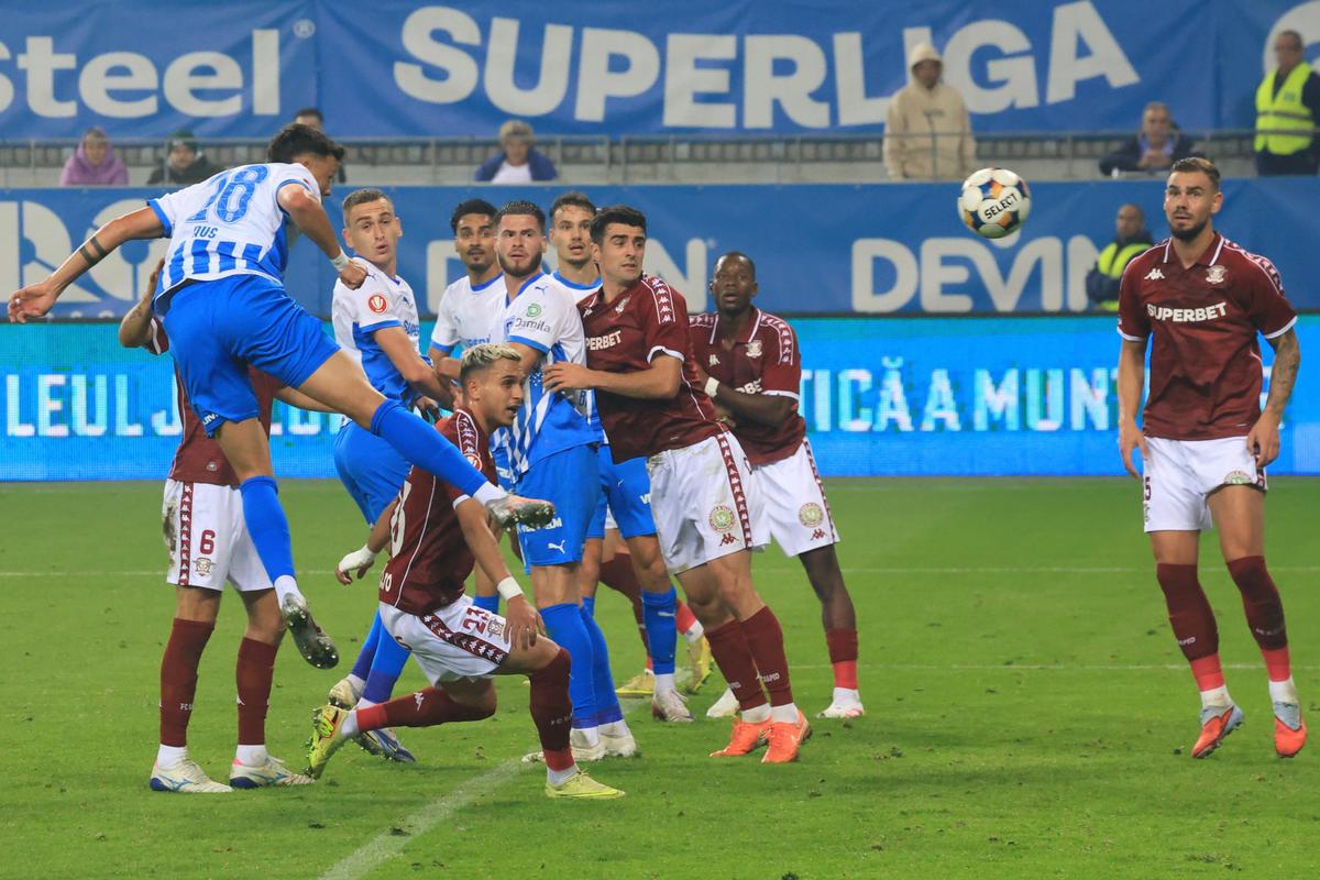 Universitatea Craiova - Rapid, imagini de meci / Ionuț Iordache (GSP)