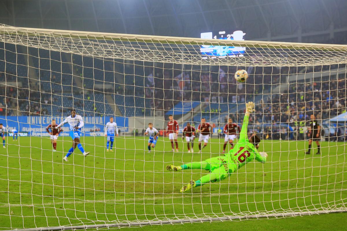 Derby incandescent în Bănie! Universitatea Craiova salvează dramatic un punct cu Rapid