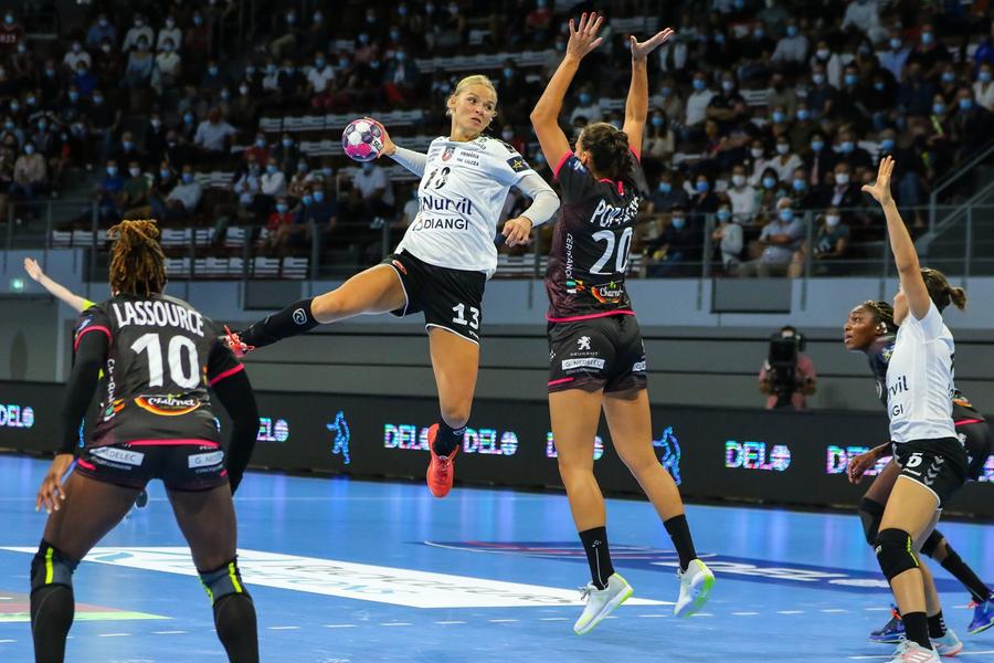 Evgenija Minevskaja joacă în România, la Vâlcea, și cunoaște foarte bine echipa ANALIZĂ. Cine e Germania, adversara României de azi? Nu ne-a mai bătut de 7 ani la un turneu final de handbal feminin!