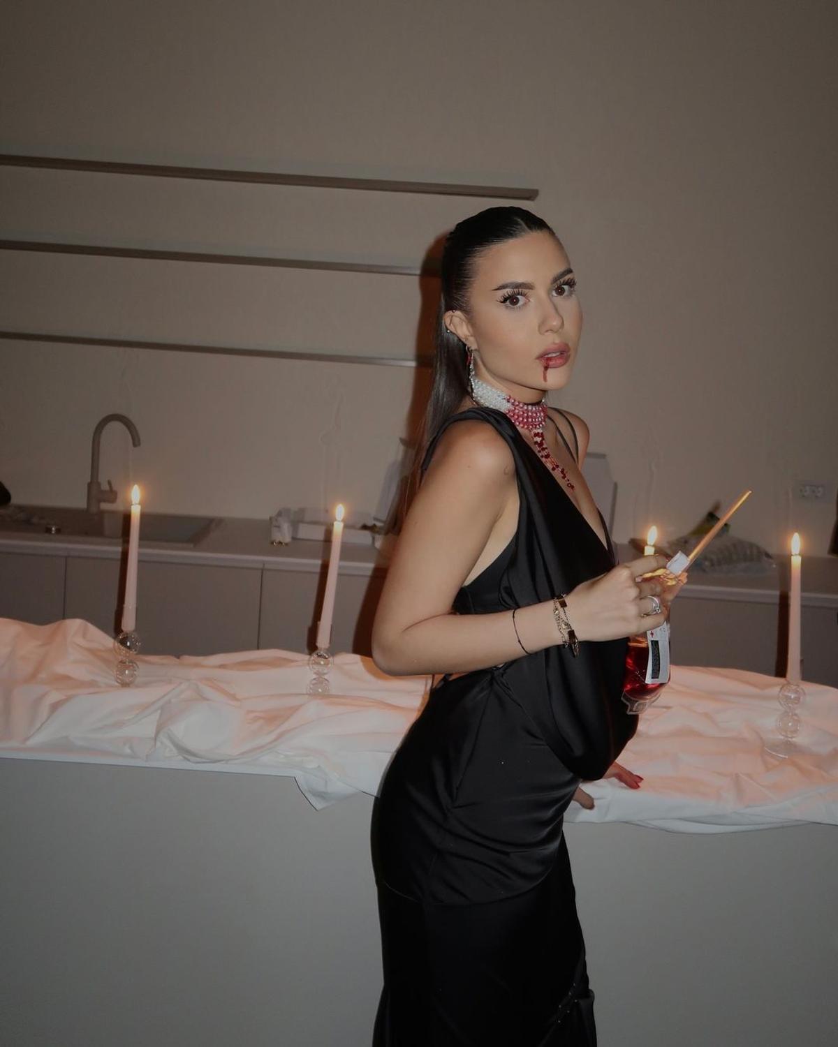 Alessia Năstase, colecție de haine dedicată tatăl lui ei, Ilie Năstase: „Te iubesc! Este pentru tine” » Ce produse există și cât costă un tricou