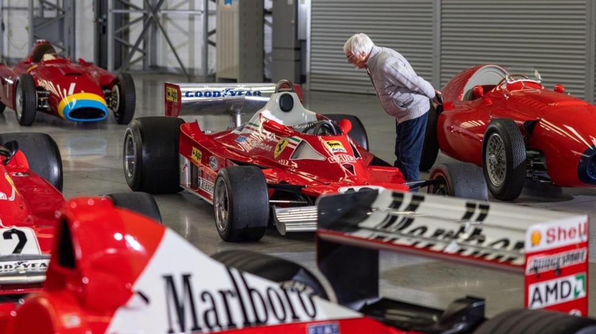Impresionanta colecție de mașini a lui Bernie Ecclestone a fost vândută » Cine este noul proprietar: „În viitorul apropiat, va fi făcută accesibilă publicului”