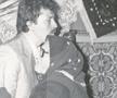 La dans împreună cu bunica sa, Elisabeta, cea care l-a crescut după divorțul părinților