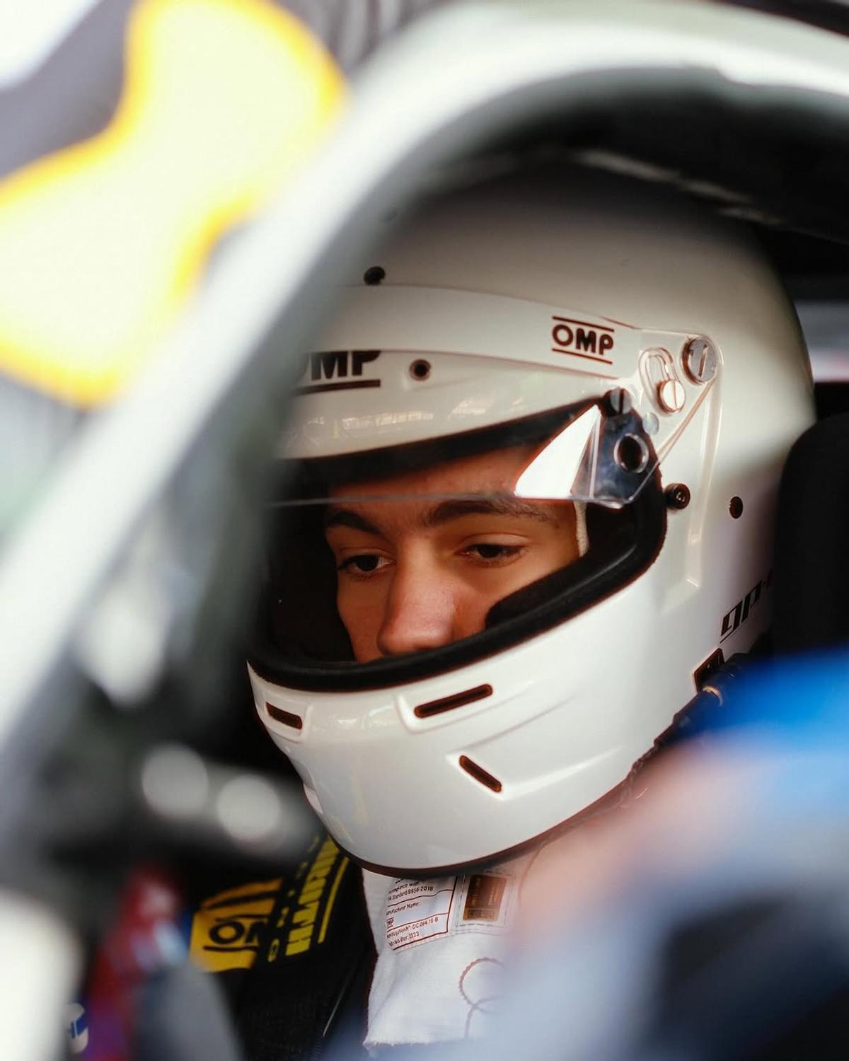 Tudor Tudurachi, pilot în GP4 la 16 ani