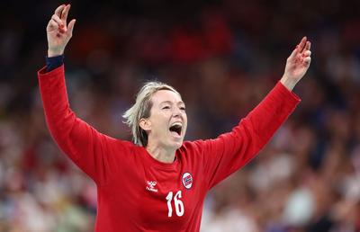 Legendara Katrine Lunde a semnat cu echipa din Liga Campionilor » O nouă înțelegere la 44 de ani