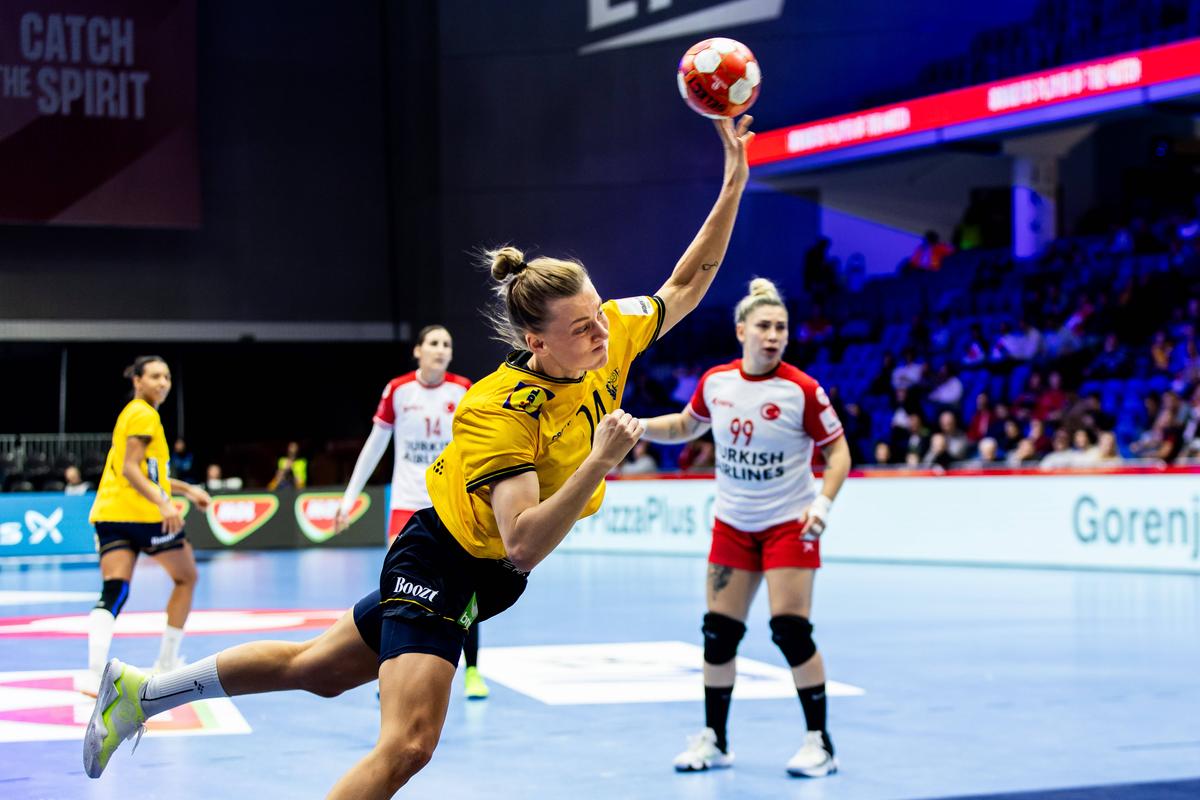 Costică Buceschi, după rezultatul care intră direct în istoria Campionatelor Europene de handbal: „Ce am învățat?”