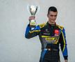 La doar 16 ani, Tudor Tudurachi pilotează cu peste 250 km/h, a scris istorie în campionatele de anduranță din Germania și are o maturitate incredibilă în discurs: „Uneori simt că fac parte din mașină”