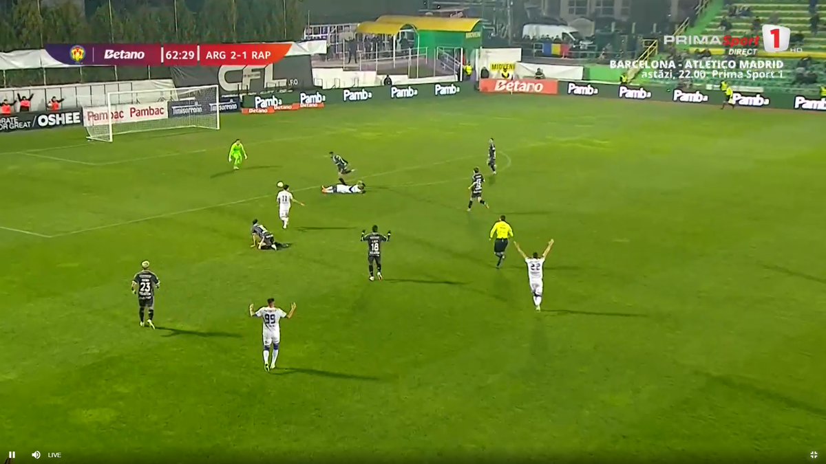 Leo Bolgado, eliminat în Argeș - Rapid
