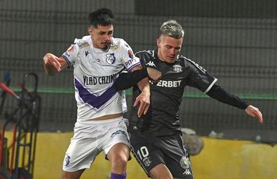 Victorie DRAMATICĂ în FC Argeș - Rapid » 3 goluri, ELIMINARE și multe faze controversate! Clasament-surpriză în grupa A din Cupa României Betano