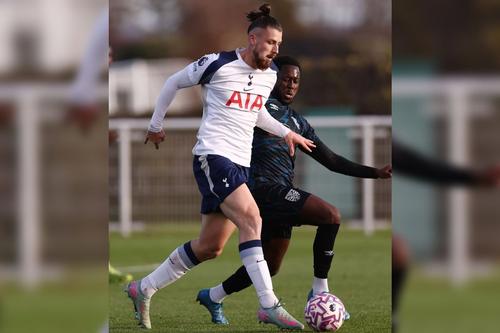 Radu Drăgușin a jucat un nou meci de pregătire pentru Tottenham/ foto: Instagram @Radu Drăgușin