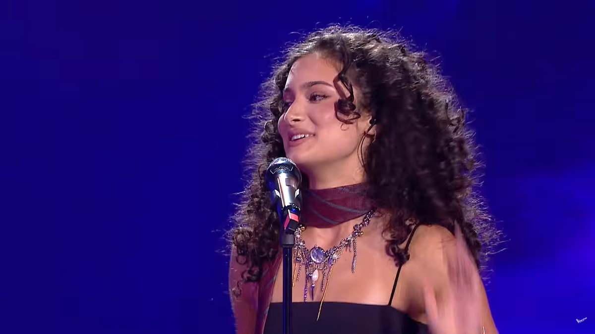 Eva Nicolescu, Vocea României