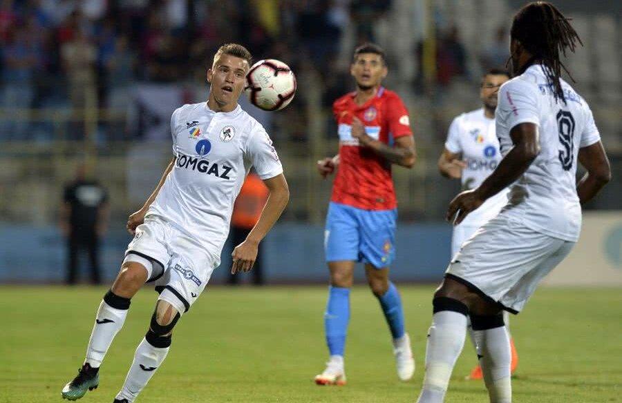 FCSB // Darius Olaru, calul troian pentru adversarele din play-off?! Gigi Becali își freacă mâinile: care e planul patronului