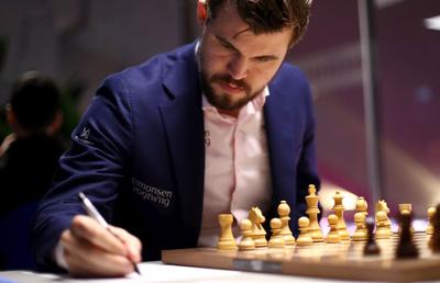 Serial GSP despre șah, după succesul Netflix cu „The Queen’s Gambit” » Episodul 7: Care sunt cei mai mari jucători de șah? Analiza celor mai valoroși 10 din istorie, de la Karpov până la Kasparov și Magnus Carlsen