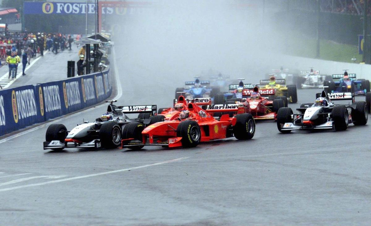 Fotografii spectaculoase din cariera lui Michael Schumacher