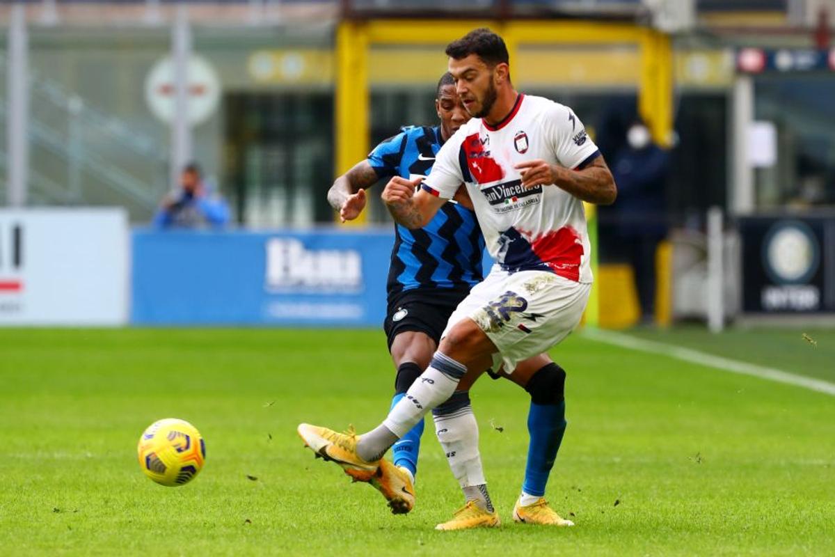 INTER - CROTONE 6-2. Ionuț Radu și Denis Drăguș, martori la spectacolul cu 8 goluri din Serie A