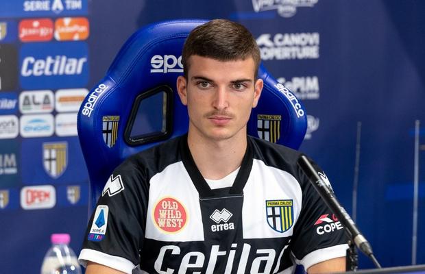 Valentin Mihăilă a debutat în Serie A! Românul a jucat 15 minute în înfrângerea suferită de Parma în fața lui Torino