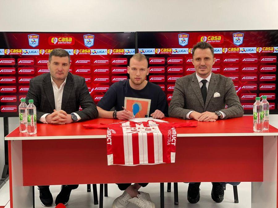 FOTO UTA a reușit primele două transferuri ale iernii: un internațional care a înfruntat România și un „decar” brazilian