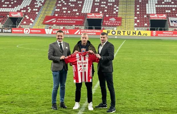 FOTO UTA a reușit primele două transferuri ale iernii: un internațional care a înfruntat România și un „decar” brazilian