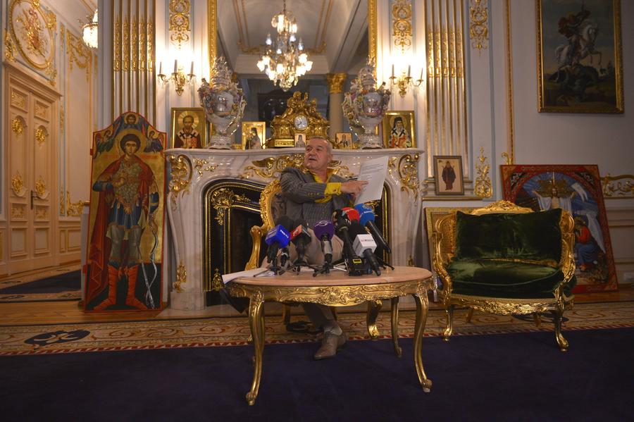Becali, la Palatul în care se dezlănțuie la conferințele de presă Ce așteptăm de la 2021 » Dan Udrea propune 10 dileme, speranțe, temeri și provocări: de la Steaua la Jocurile Olimpice
